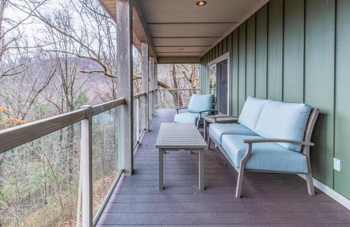 Waynesville House | Mountain-View Hideaway