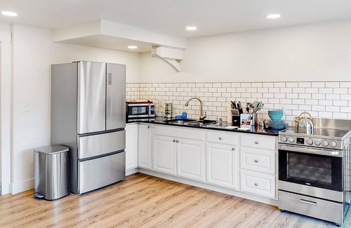 Hermosa House | Mountain-view home in great location with walk-out apt, 2 kitchens, & W/D
