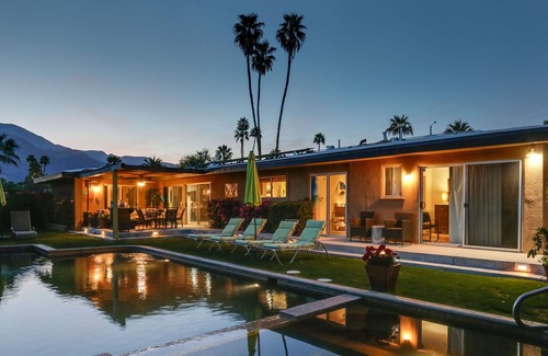 Sunmor House | Mountain view home with private pool, oversize spa & fire table - two dogs OK