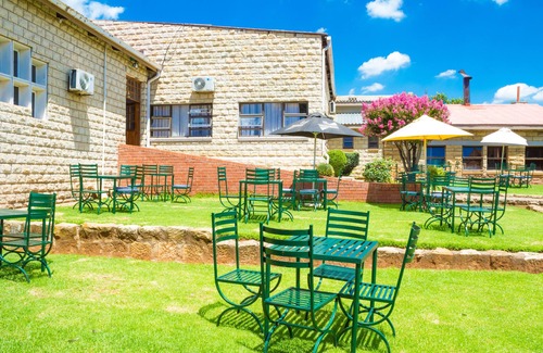 Hlotse Hotel | Mountain View Hotel