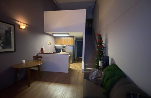 Okanagan-Similkameen Condo | Mountain View, ski in -ski out