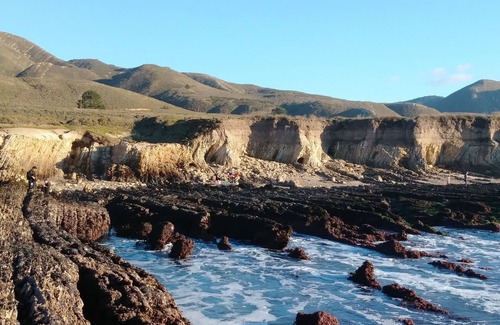 Baywood-Los Osos Apartment | Mountain View Studio Near Beautiful Beaches, Hiking and Biking