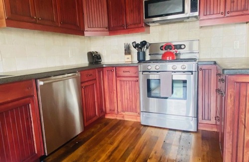 Crested Butte Condo | Mountain View - Walk to Slopes - Hot Tub - Fireplace