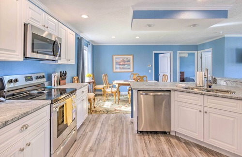 Tuxedo House | Mountain-View Zirconia Home: Walk to Lake Summit!