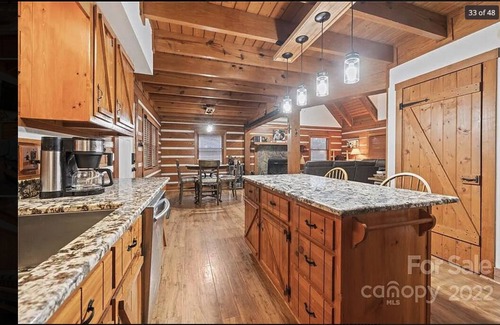 Whittier Cabin | Mountain Views and Great Location