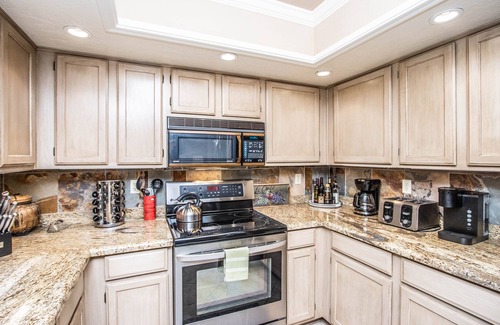 Cabrillo Square Condo | Mountain Views and walk out to Silverado golf course and greenbelt by Old Town