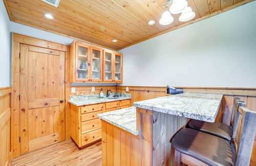 Sapphire Cabin | Mountain Views & Deck: Stunning Sapphire Cabin