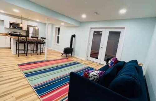Front Royal House | Mountain Views in Buena Vista Farm - Entire Home