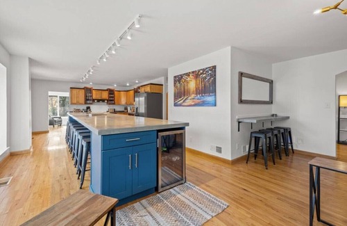 Melcroft House | Mountain Views |Seven Springs, Hike, Hot Tub & Sauna