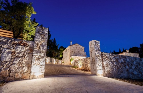 Agia Marina Villa | Mountain Villa Escape - Misovounous Villa