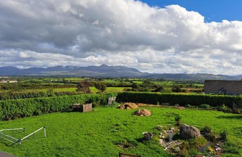 Killorglin House | Mountain Widok Accommodation Only