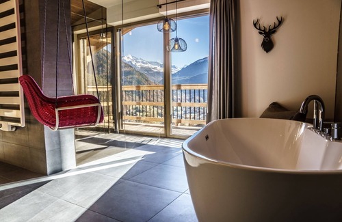Soelden Ski Chalet | Mountaineer chalet - top location directly on the ski slope with a fantastic view