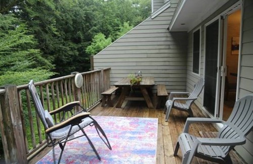 Hancock Condo | Mountainside: Large 3-level Jiminy Peak Home