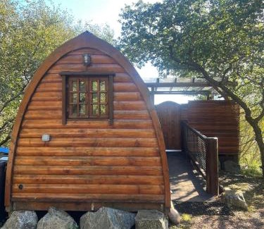 Lochinver Ski Chalet | Mountview Pod