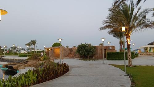 Al-Janayin Ski Chalet | Mousa coast Resort شالية كامل للايجار موسي كوست
