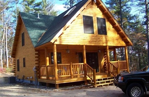 Shapleigh Cabin | Mousam Lake Lodge Decorated 3 Bedroom Log Cabin W/Sandy Beach