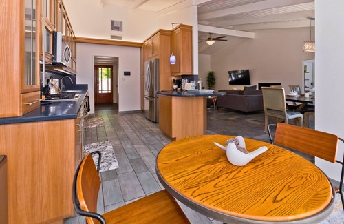 El Mirador House | Movie Colony East - Heated Saltwater Pool - 3 King bd, Views. Downtown 1 mi.
