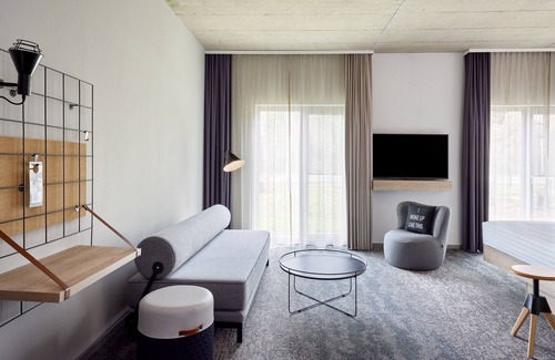 Heide Hotel | Moxy Karlsruhe