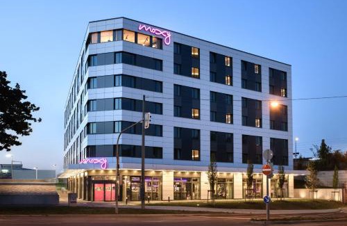 Siegelberg Hotel | Moxy Stuttgart Feuerbach