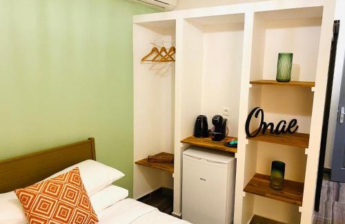 Dzaoudzi Bed & Breakfast | Moya Résidence by MD