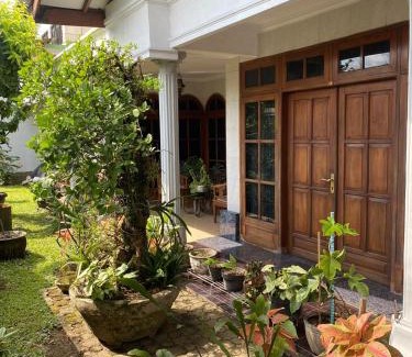 Wonosobo House | Moza House Near Alun-Alun Wonosobo