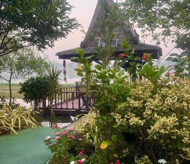 Sam Phran Bed & Breakfast | MrT Riverside Sampran มิสเตอร์ที โฮมสเตย์-ทองกวาว