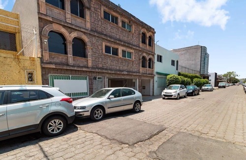 Downtown Queretaro Apartment | +MS +Tranquila Suite +Ubicadísima +Cerca Av. Zaragoza