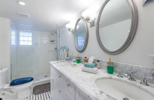 Encanto House | Msg for 5% off 1Bed 1Bath Huge Guesthouse Midtown PHX