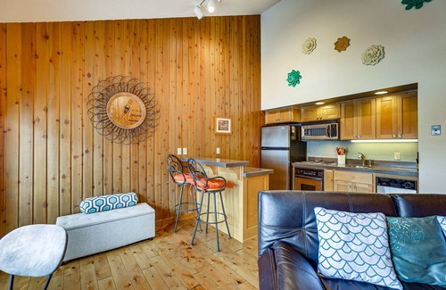 Century West Condo | Mt Bachelor Village Resort Condo: 19 Mi to Skiing!