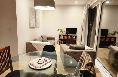 Mount Eden Apartment | Mt Eden & Kingsland - at the heart of it all