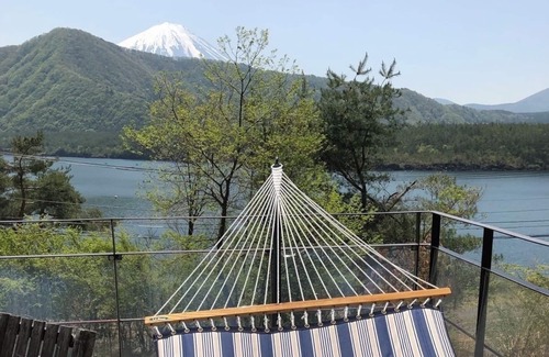 Fujikawaguchiko Cottage | Mt.Fuji view/2min walk Lake Saiko/private cottage/BBQ/5min drive Kawaguchi Lake