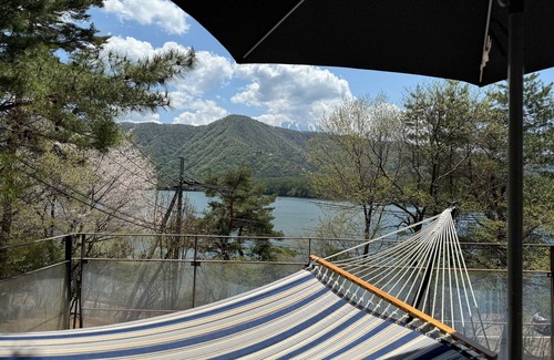 Fujikawaguchiko Cottage | Mt.Fuji view/2min walk Lake Saiko/private cottage/BBQ/5min drive Kawaguchi Lake