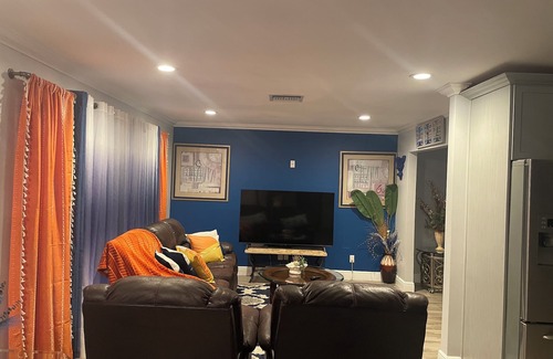 Lake Worth House | Mt Irvine Resort-Pool home/Close Beach/Equestrian