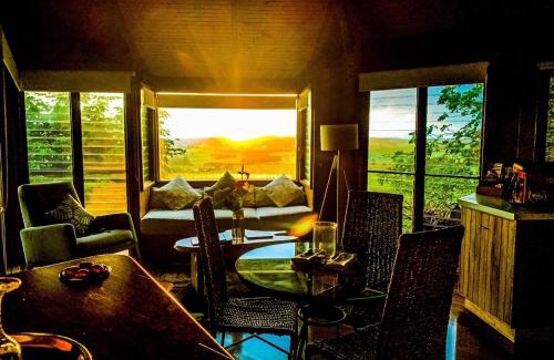 Peeramon Cabin | Mt Quincan Crater Retreat