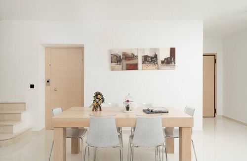 Porto Rafti Apartment | Mtc-an Apartment by the sea and Airport