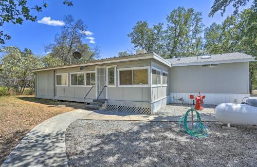 Redding House | Mtn Gate Guest House about 6 Mi to Shasta Lake!