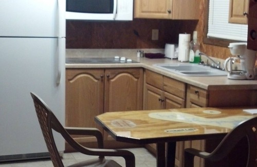 Murphysboro Cabin | Mudline Lodging your premier Cabin Rental in Southern Illinois!