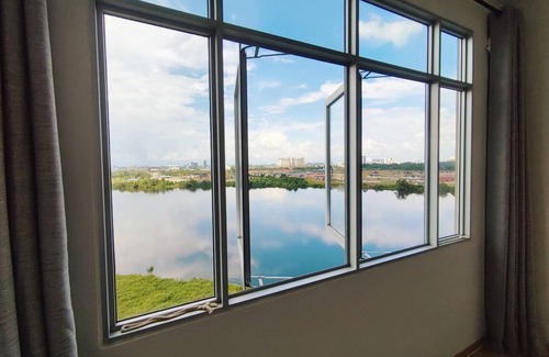 Kuching Apartment | Muji Homestay Scenic View 2BR Entire Apartment