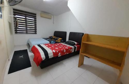 Kampung Keladi House | Mukhriz 2 Homestay