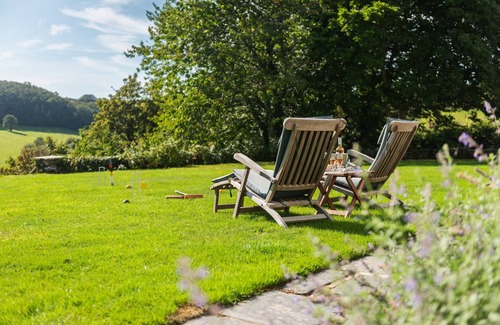 Burgh Island House | Mulberry House - a house that sleeps 12 guests in 6 bedrooms