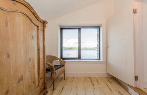 Dunbeacon House | Mulroe Cove - The Boathouse, Fisherman's Lane