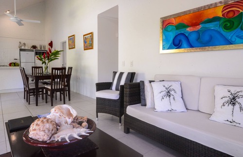 Tapere of Titikaveka House | Multi-Award Winning beachfront self-catering villa Tiana