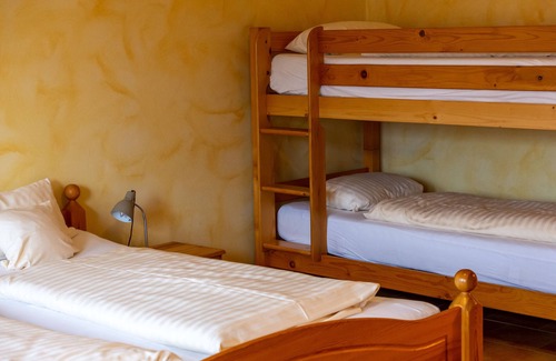 Soltau Apartment | Multi-bed room for 4 guests with 30m² in Soltau (190570)