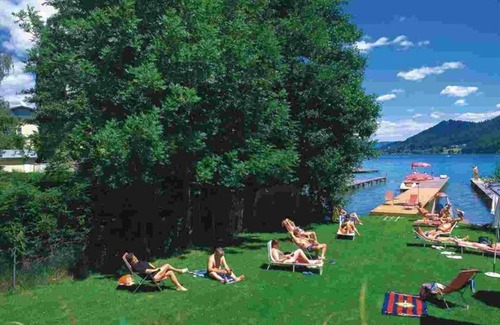 Sankt Kanzian am Klopeiner See Bed & Breakfast | Multi-bed room - Strandpension Waldperle