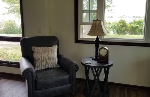 Bay View House | Multi-generation 1st fl Primary, close to Ohio's Vacaland attractions, fishing