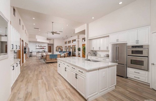 Sundown Ranchos House | $ MULTI MILLION DOLLAR ENTERTAINMENT OASIS $