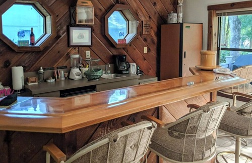 Dunnellon House | Multi-Night Discounts/Comp Days Nov 1 - Mar 1, Sleeps 11 in Beds