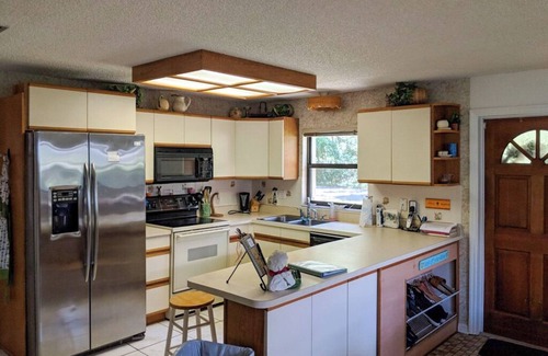Dunnellon House | Multi-Night Discounts/Comp Days Nov 1 - Mar 1, Sleeps 11 in Beds