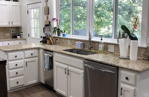 West Oak Hill House | Multiple Family or Friends Setup on 2 woodsy acres with pool and spa! Up to ten!