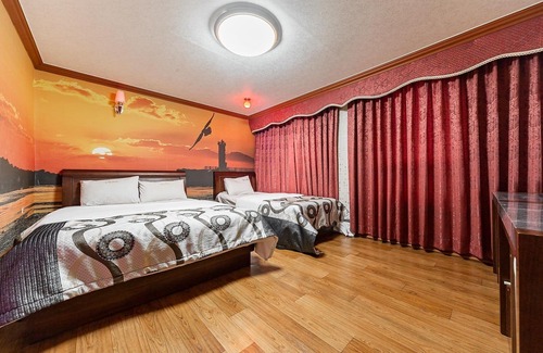 Mungyeong Hotel | Mungyeong Jeomchon Ten